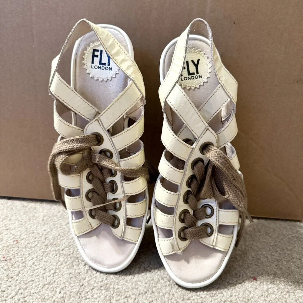 Fly London YAZ Platform Wedge Sandals Womens 39 8 Cream Lace Up Leather